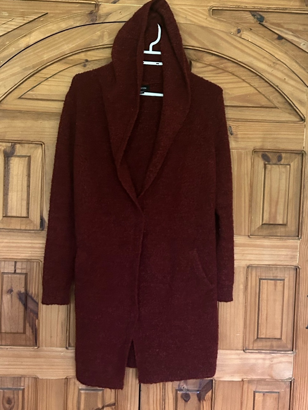 LE CHATEAU Rust Colored Hooded Cardi